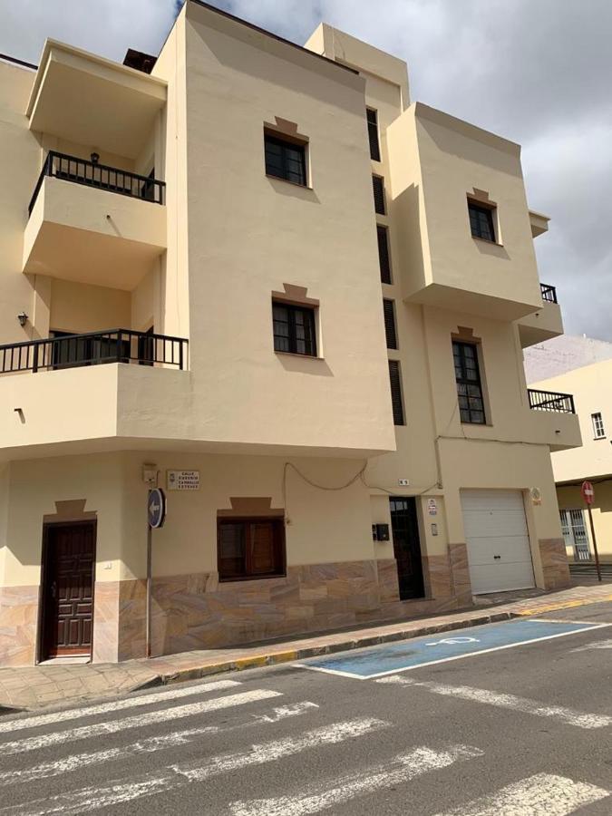 Calle Eusebio Carballo II Corralejo Luaran gambar